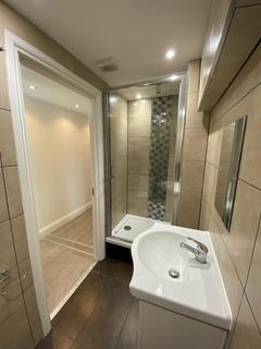 undefined, St. Johns Road, Isleworth TW7