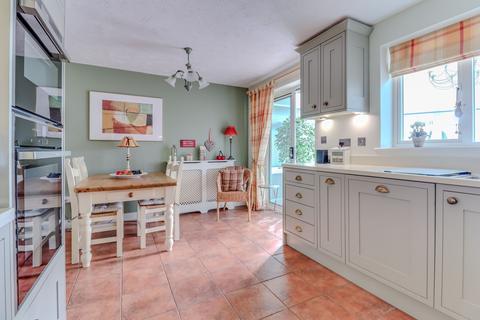 5 bedroom detached house for sale, Forest House Lane, Leicester Forest East, LE3