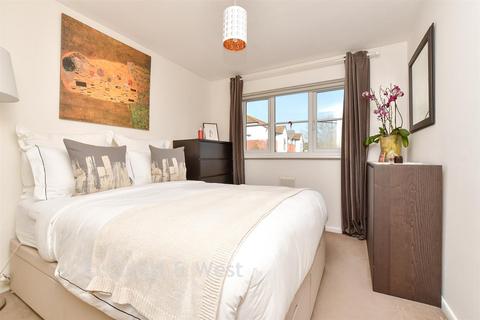 undefined, 11 Violet Close, Wallington SM6