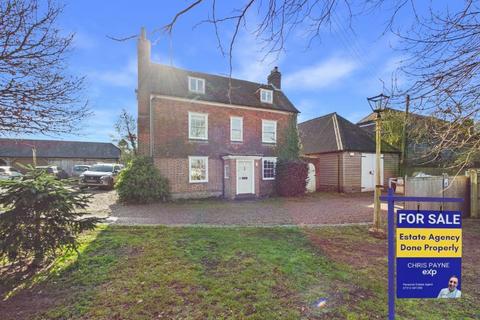 4 bedroom detached house for sale, Maidstone Road, Maidstone ME17