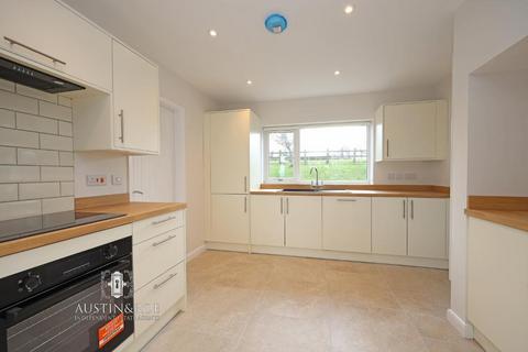 undefined, Hilderstone, Stone ST15