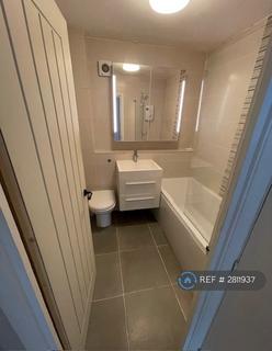 undefined, Rose Kiln Lane, Reading, RG1