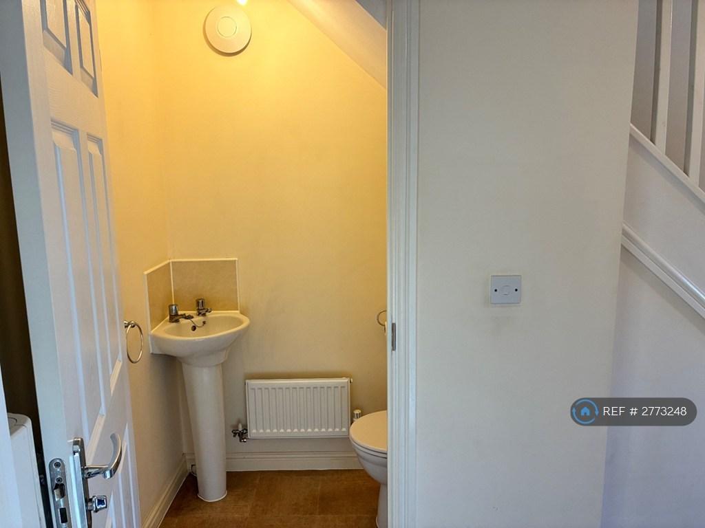 Downstairs Cloakroom.