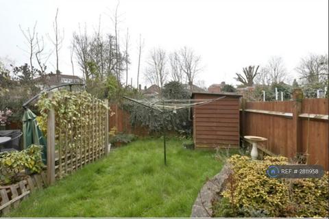 2 bedroom maisonette to rent, Huntly Drive, London, N3