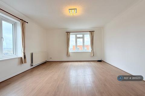 2 bedroom flat to rent, Trenchard Court, London, NW4