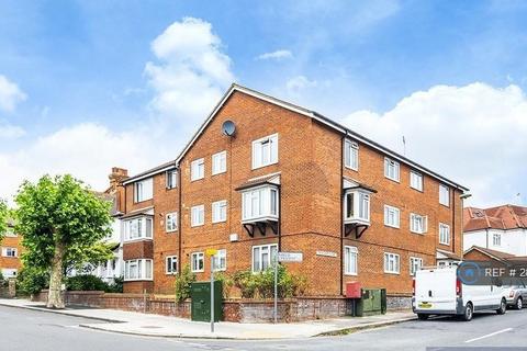 2 bedroom flat to rent, Trenchard Court, London, NW4