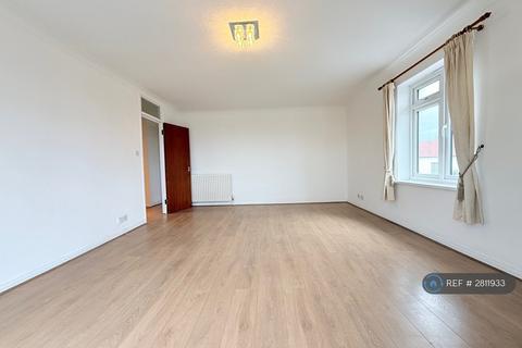 2 bedroom flat to rent, Trenchard Court, London, NW4