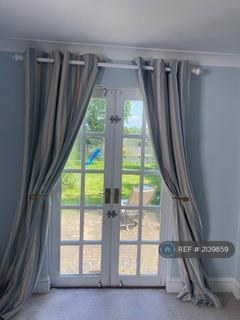 1 bedroom flat to rent, Paternoster Row, London, RM4