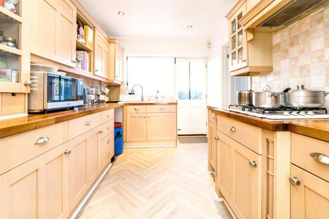 undefined, Sunny Mews, Romford, RM5