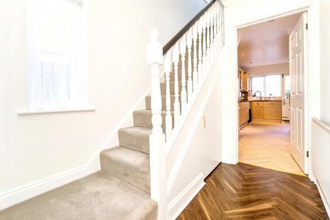 undefined, Sunny Mews, Romford, RM5