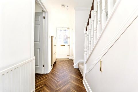 undefined, Sunny Mews, Romford, RM5