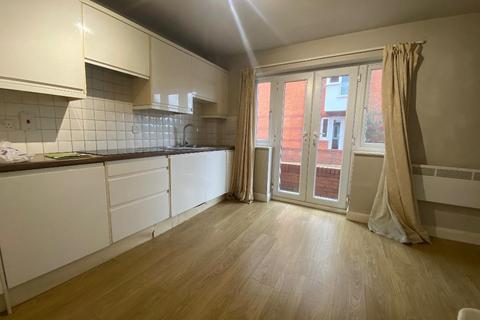 2 bedroom detached house to rent, Vancouver Quays, Salford, M50 3TT