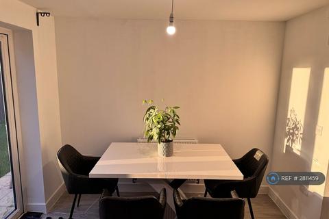undefined, Lynchets Road, Luton, LU2