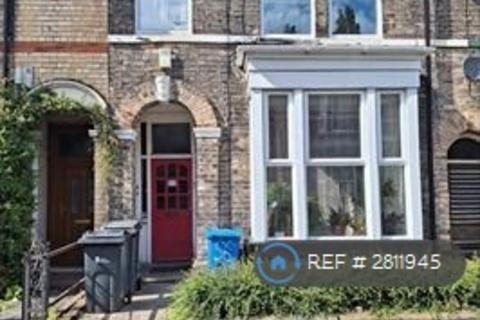 undefined, Park Grove, Hull, HU5