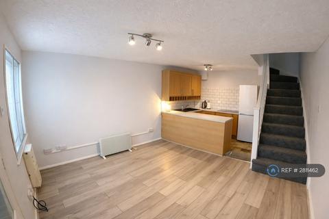 undefined, Ingleside, Slough, SL3