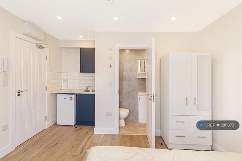 undefined, Weymouth St, Hemel Hempstead, HP3