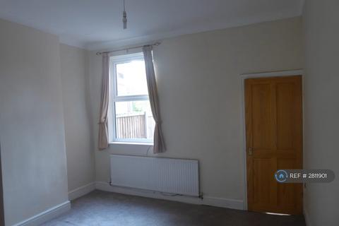 2 bedroom terraced house to rent, Kings Road, Birmingham, B14