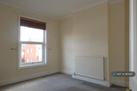 2 bedroom terraced house to rent, Kings Road, Birmingham, B14