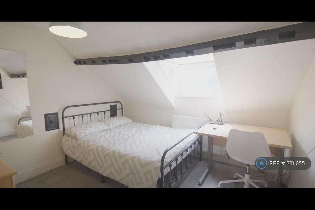 Bed 8
