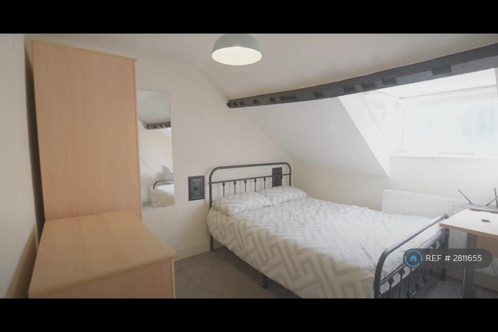 Bed 8