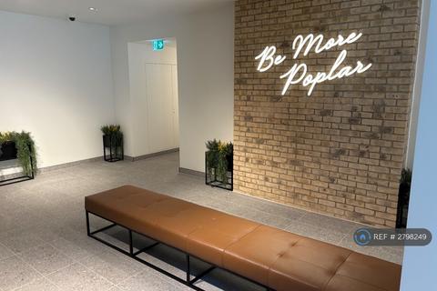 2 bedroom flat to rent, Hemlock Street, Heron Wharf, E14