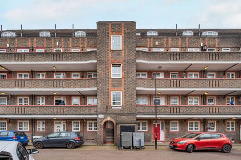 3 bedroom flat to rent, Hazelwood House, Deptford, London, SE8