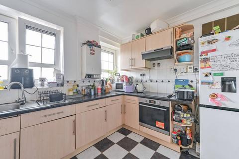 3 bedroom flat to rent, Hazelwood House, Deptford, London, SE8