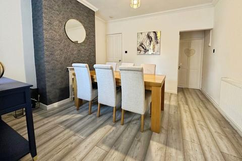3 bedroom terraced house for sale, Handley Street, Leicester LE2