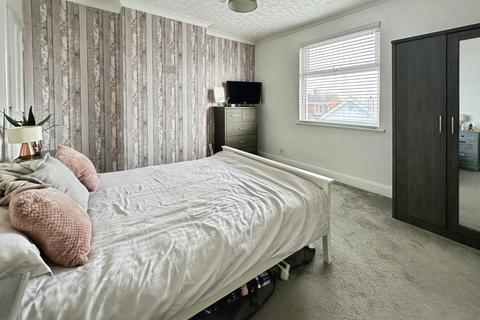 3 bedroom terraced house for sale, Handley Street, Leicester LE2