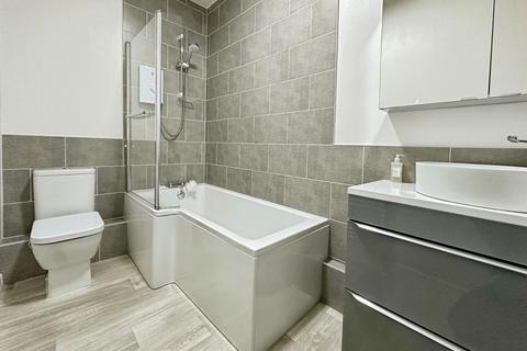 3 bedroom terraced house for sale, Handley Street, Leicester LE2