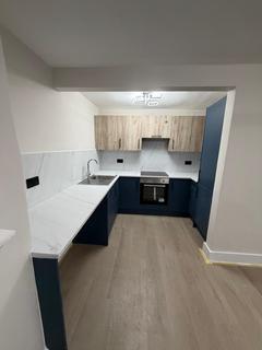 2 bedroom flat to rent, Stratheden Road, London SE3