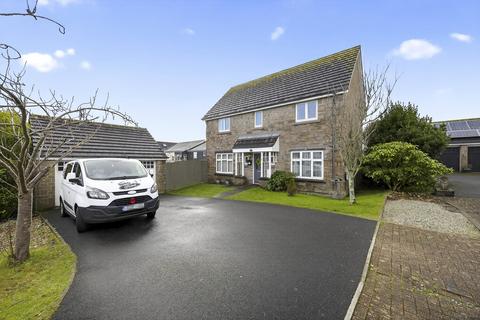 4 bedroom detached house for sale, Pyramid Close, St. Austell, PL25