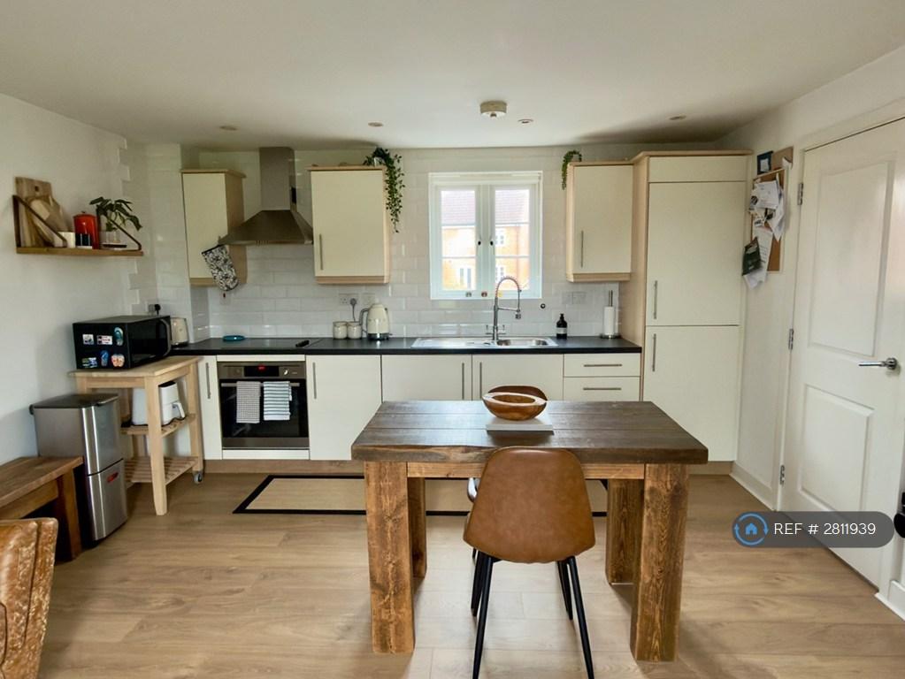 Kitchen Side