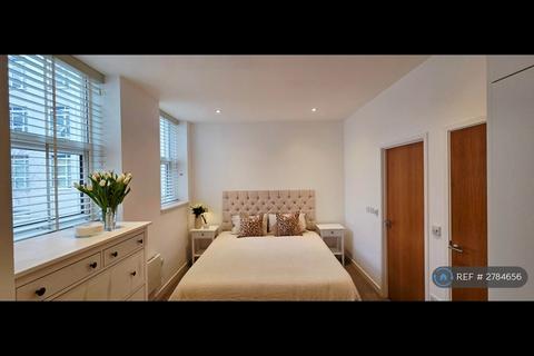 Bromyard House, London, W3