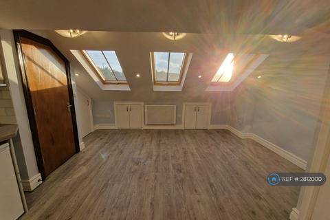 3 bedroom flat to rent, London, London, N6