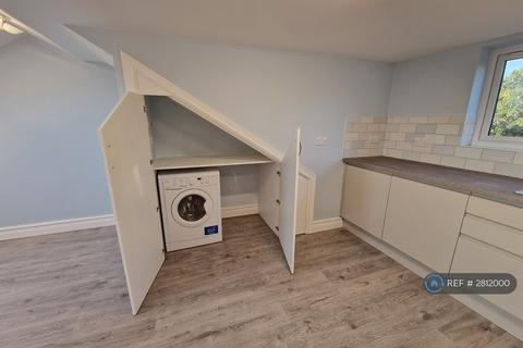 3 bedroom flat to rent, London, London, N6