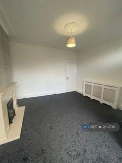 4 bedroom end of terrace house to rent, Farnley Crescent, Leeds, LS12