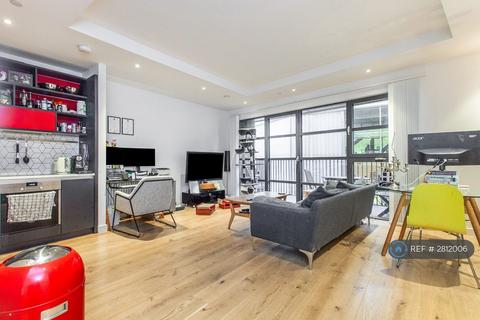 1 bedroom flat to rent, Astell House, London, E14