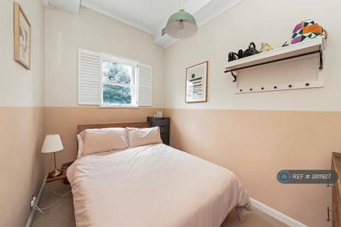 undefined, Gipsy Hill, London, SE19