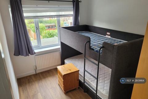 undefined, Dagenham, Dagenham, RM8