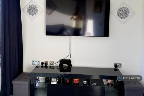 undefined, Limehouse Lodge, London, E5