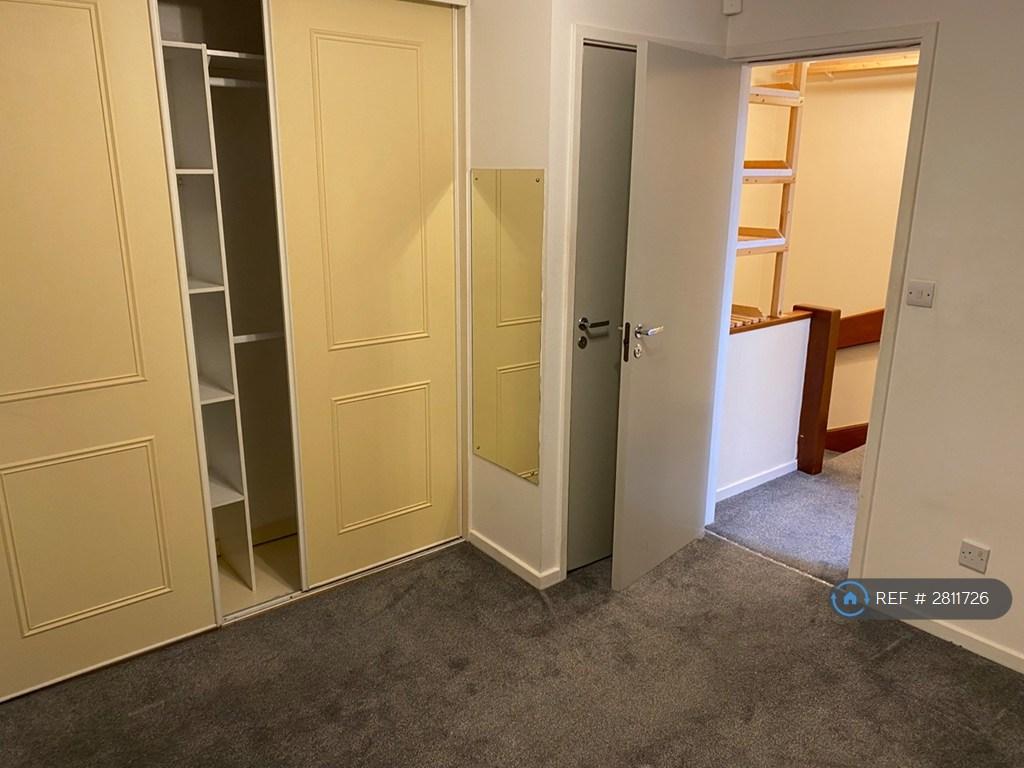 Bedroom Into Landing.