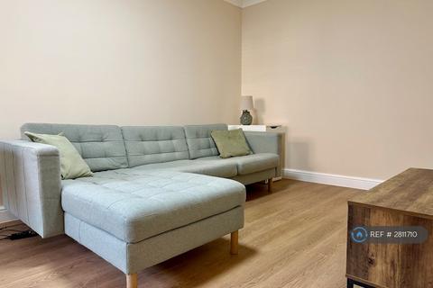 1 bedroom flat to rent, Blantyre House, Manchester, M15