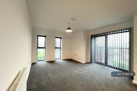 1 bedroom flat to rent, Central Avenue, Lutterworth, LE17