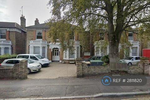 1 bedroom in a house share to rent, London, London, W5