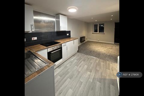 2 bedroom terraced house to rent, Snowdon Way, Wolverhampton, WV10