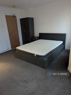 1 bedroom in a house share to rent, Easton Road, Wirral, CH62