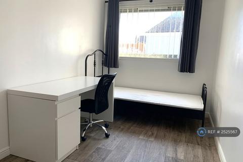 2 bedroom flat to rent, Rathlin Street, Glasgow, G51