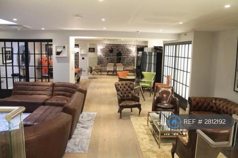 1 bedroom flat to rent, High Street, East Croydon, CR0
