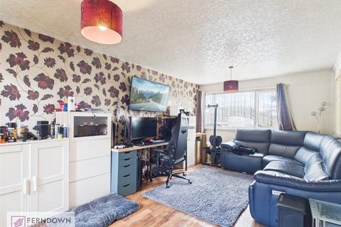 3 bedroom terraced house for sale, Poplar Avenue, Chelmsley Wood, Birmingham, West Midlands, B37
